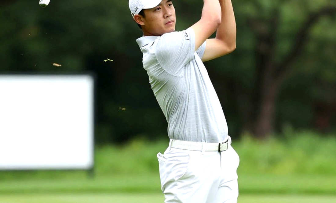 DP World India Championship: चकरा 25 होल के साथ बढ़त पर, फ्लीटवुड को पकड़ना है दस खिलाड़ियों को